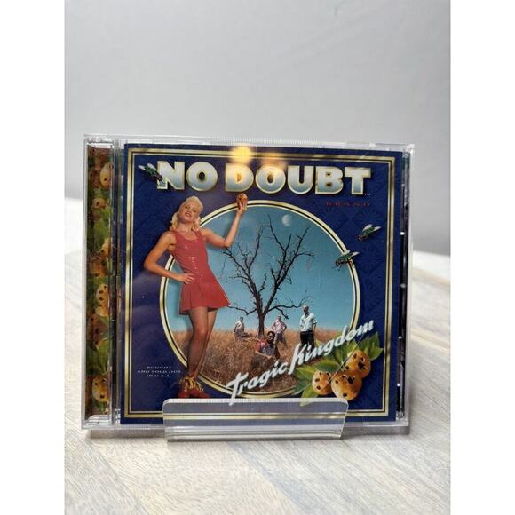 No Doubt - Tragic Kingdom (1995) - Picture 1 of 4